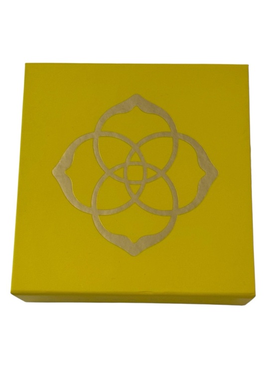 Kendra Scott Elisa Gold Pendant Necklace in Iridescent Drusy - Picture 11 of 12